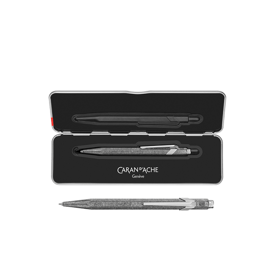 CARAN D'ACHE ΣΤΥΛΟ BALLPOINT ΜΠΛΕ ΜΕΛΑΝΙ ΜΕΤΑΛΛΙΚΟ ΣΕ ΜΕΤΑΛΛΙΚΟ ΚΟΥΤΙ MEDIUM 849 PREMIUM ΓΚΡΙ