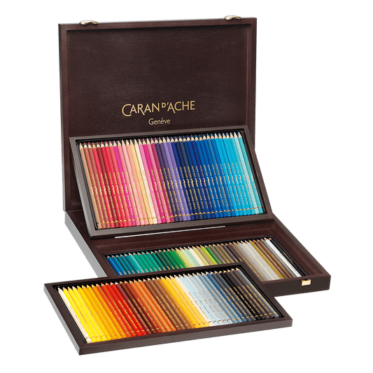 CARAN D'ACHE ΚΑΣΕΤΙΝΑ ΞΥΛΙΝΗ ΚΡΑΙΓΙΟΝ 120 ΧΡΩΜΑΤΑ Φ3.8mm PABLO